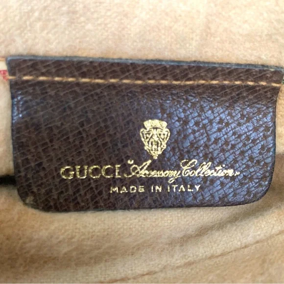 ** SOLD ** Gucci 80’s Vintage Pochette shoulder bag - Picture 9 of 10